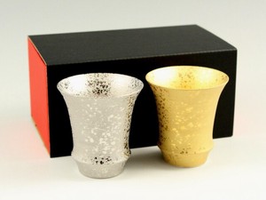 【有田焼 匠の蔵】 金彩・銀彩　ペア(反)SAKE GLASS(日本酒グラス)