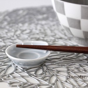 Chopstick Rest Gray Made in Japan HASAMI Ware HAKUSAN TOKI Deformation Stack