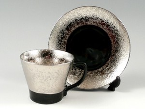 プラチナ濃黒釉掛分　コーヒーカップ＆ソーサー