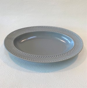 Oval Rosemary Light Grey Made in Japan HASAMI Ware Leaf Mat Cafe