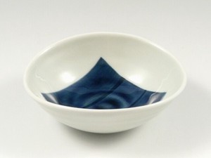 角紋変型　小鉢