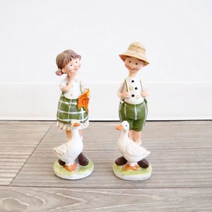 Figurine Little Girls Boy 2-pcs