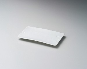 弥生千筋白7.0焼物皿  【日本製    磁器】