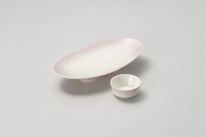 ピンク白吹 高台 楕円皿  【日本製    磁器】