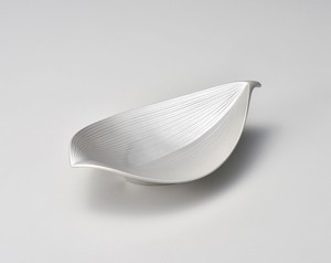 Main Dish Bowl Porcelain sliver 8.5-sun Made in Japan