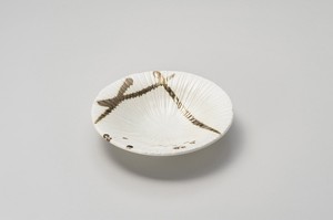 Main Plate Porcelain Horitokusa Made in Japan
