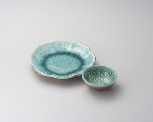 トルコ釉石目7.0花型皿・玉割  【日本製    陶器】