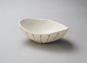 白黒十草変型鉢  【日本製    陶器】