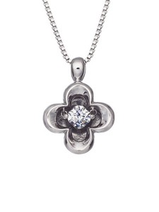 Cubic Zirconia Silver Chain Necklace clover