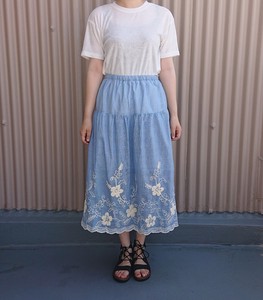 刺繍のスカート　裾刺繍　ボタニカル刺繍　ワンマイルウェア　ルームウェア