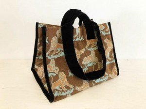 ⑥【SALE★在庫限り】ベルベット・パイピングジャガードスクェア2WAYトート / LION