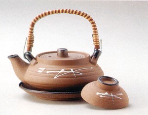 平形松葉 土瓶むし（中国製）  【中国製    陶器】