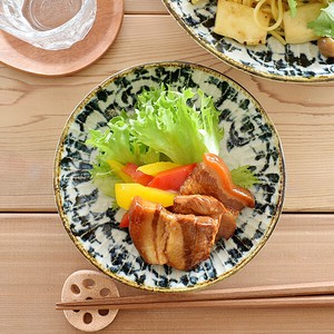 手書きたこ唐草菊彫5.0皿【中皿 取り皿 日本製 美濃焼 和食器】