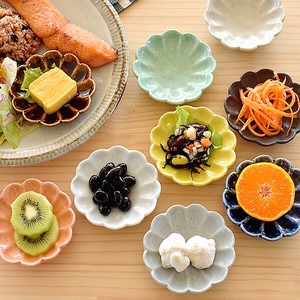 9色菊形小皿【小皿 日本製 美濃焼 和食器 菊型】