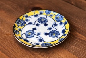 黄彩牡丹5.0皿　16cm【日本製　取り皿　プレート　丸皿　中皿　和食器　陶器　織部】ヤマ吾陶器