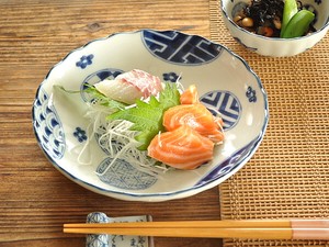藍丸紋菊形6.0皿【中皿 日本製 美濃焼 和食器 菊型】