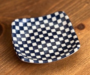 Small Plate Mamesara Pottery Checkered 8cm Made in Japan