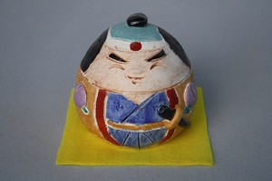 将軍 人形 お土産　手造り 美濃焼 /ダルマ桃太郎