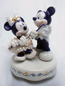 Figure Ornament Disney Mickey Hello Kitty