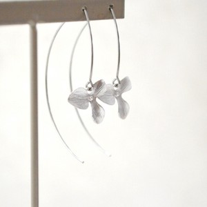 Pierced Earring Silver Post flower
