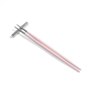 クチポール（Cutipol）GOA　ピンク　箸+箸置きセット