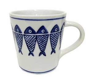 青花　コーヒー　カップ　連魚
