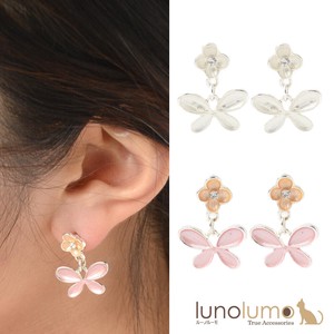 SALE Pierced Earring Ladies Metal Flower Flower Butterfly Butterfly Pastel Color Mat Color