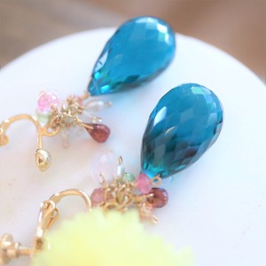 1 4 Natural stone Blue Quartz Earring
