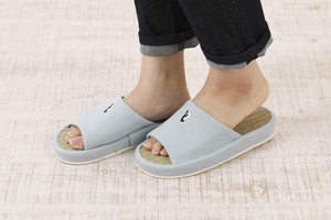 Point Embroidery Slipper 100
