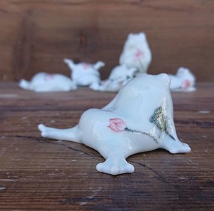 Ceramic Ornament Fortune Frog Unwind