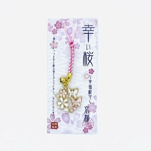 【和雑貨】桜と蝶の輪飾り根付