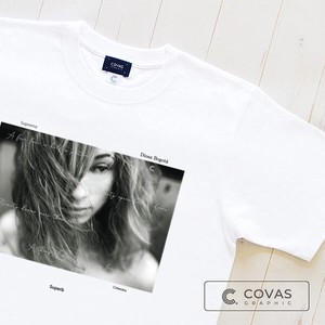ユニセックス・プリントTシャツ　"ボゴタの女神"　ホワイト　半袖 フォト Tシャツ
