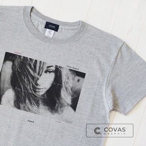 ユニセックス・プリントTシャツ　"ボゴタの女神"　杢グレー　半袖 フォト Tシャツ