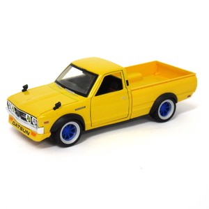 Model Car Mini Yellow Pick Up