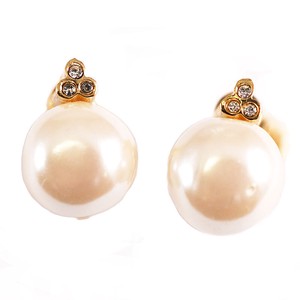 Clip-On Earring Gold Post Pearl