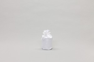 【ペット骨壷・分骨壺】骨壺袋（足跡柄）　ホワイト　2．5寸