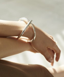 Line Crossing Bangle  "Nothing And Others"