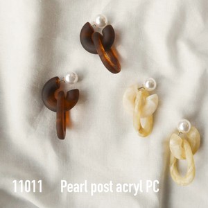 【即納商品】11011  Pearl post acryl PC　パールポストマーブルピアス
