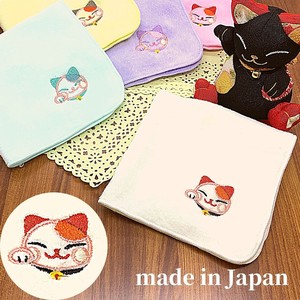 Made in Japan Embroidery Towel IMABARI Beckoning Cat 1 Handkerchief White
