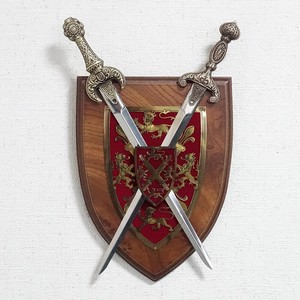 スペイン製 西洋武具 壁掛け 中世の騎士 鷲の紋章  ヘラルドリー 刀剣