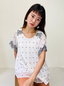 Dot Flower Wrap Embroidery Blouse
