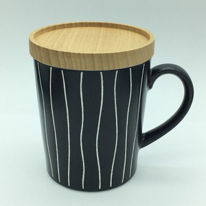 SCRACH Mug Wooden lid attached