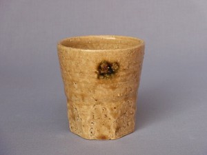 フリーカップ　湯呑　和陶器　手造り【日本製】/黄瀬戸面取カップ
