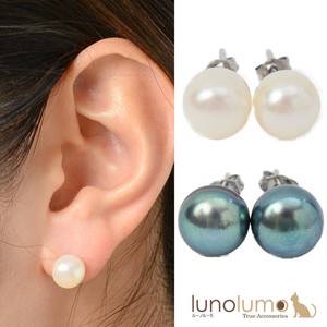 Pierced Earringss Pearl White Formal Ladies Simple Made in Japan
