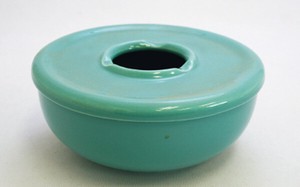 【在庫処分セール】陶器 トルコ青蓋付灰皿 大