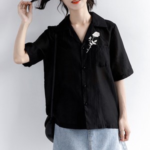 EC0588 シャツ 黒 花刺繍 かわいい カジュアル 半袖 夏 ブラウス