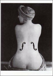 ポストカード モノクロ写真 マン・レイ「ヴァイオリンの女性」