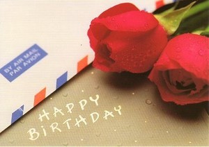 ポストカード カラー写真 赤いバラと便箋（HAPPY BIRTHDAY）