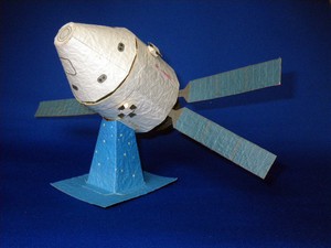 171　カプセル宇宙船白　ペーパークラフト型紙