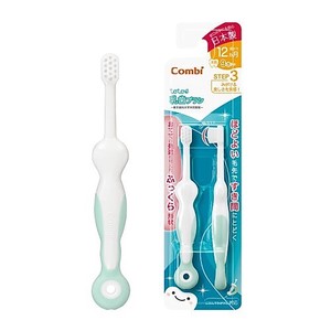 Combi Teteo First Tooth Brushing Step3